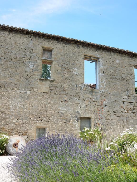 Domaine De Blanche Fleur 호텔 Châteauneuf-de-Gadagne 외부 사진